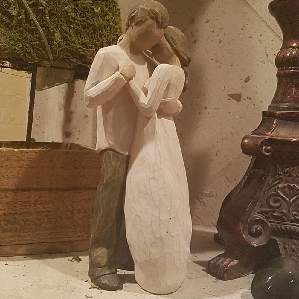 Willow Tree "Promise" Clay Decor